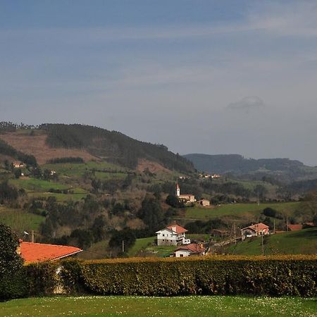 Casa Rural Llugaron I Miravalles Exterior foto
